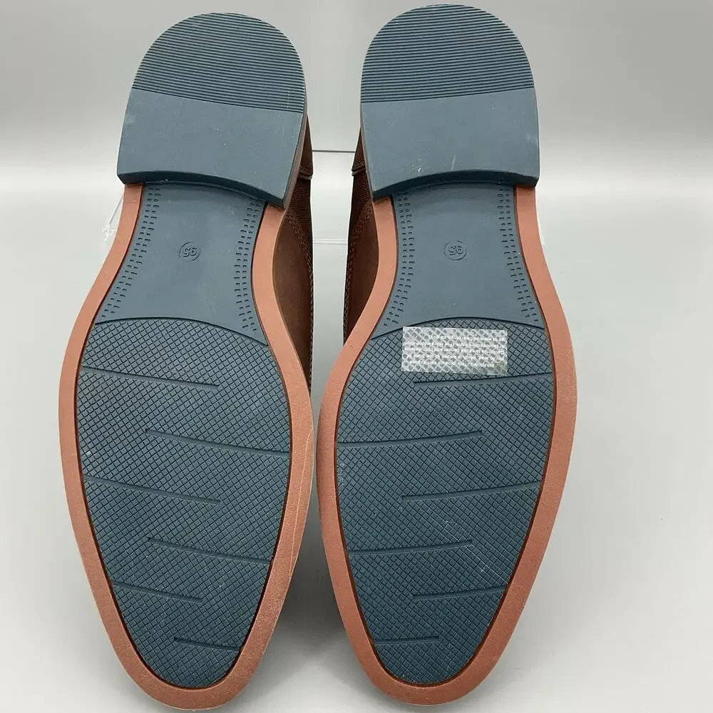 Reserved Footwear color brown